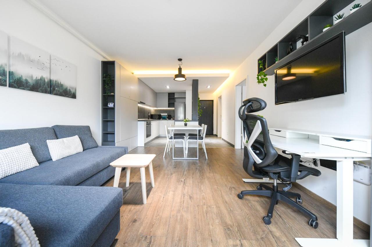 Modern Apartment In A Quiet Area Cluj Napoca Bagian luar foto